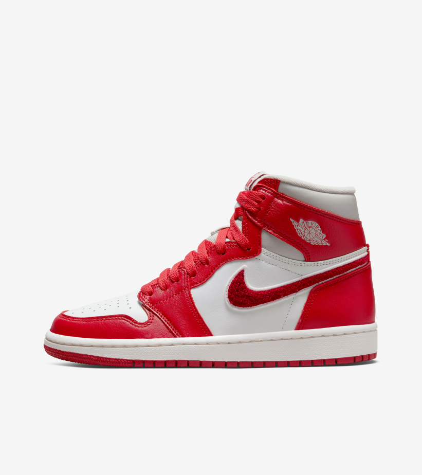 air-jordan-1-high-wmns-varsity-red