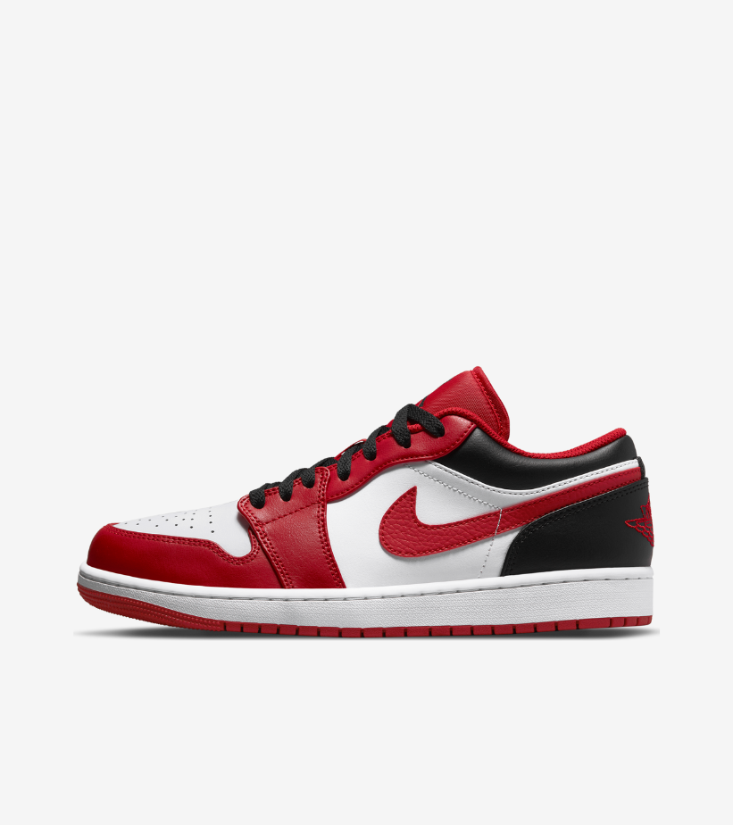 air-jordan-1-low-bulls-reverse-black-toe