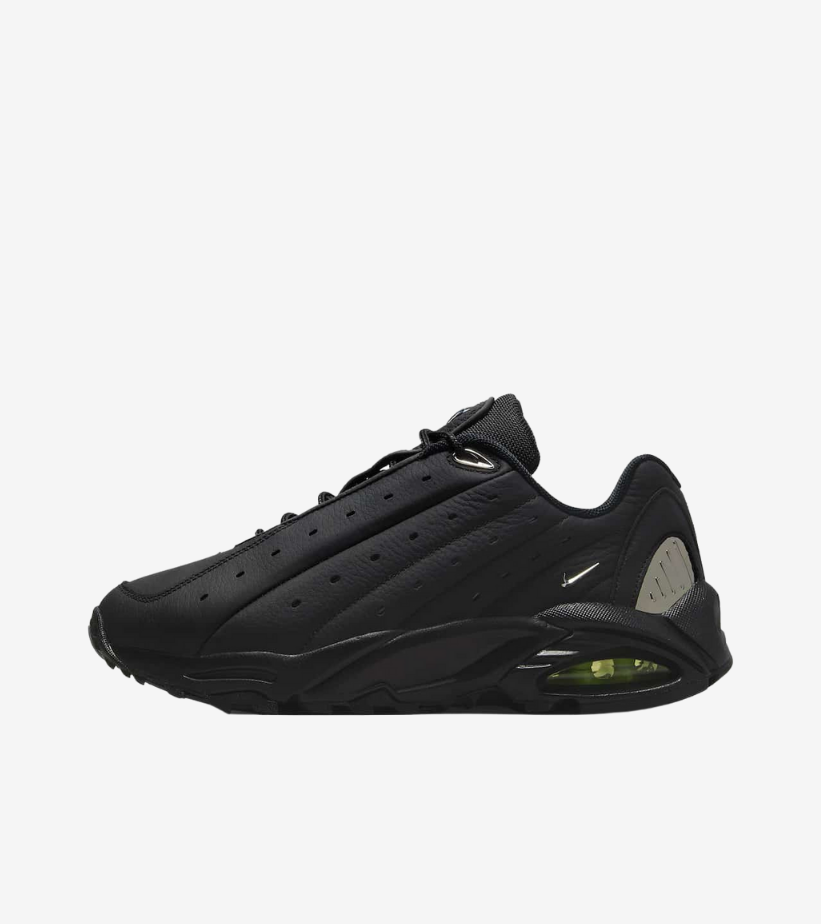 nike-hot-step-air-terra-x-drake-nocta-black