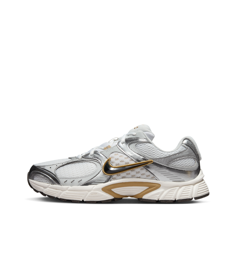 launch-info-img-nike-v5-rnr-parachute-beige-metallic-pewter