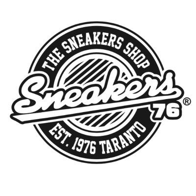 Sneakers 76 Logo